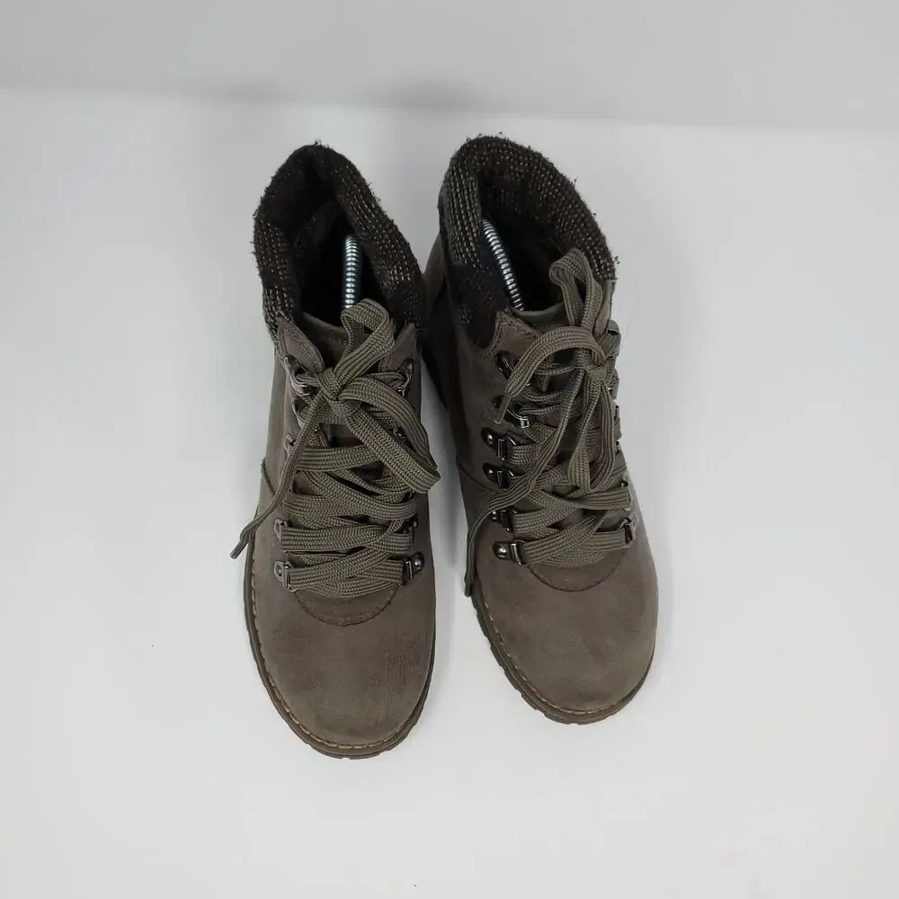Sonoma Cindy Lace Up Ankle Boot in Stone Size 5